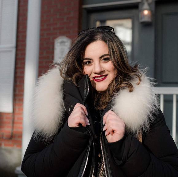 Meet your Posher, Naila - Picture 1 of 4